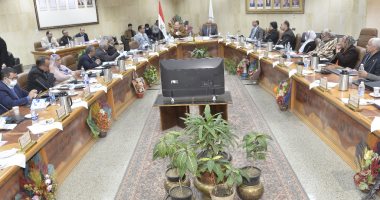 محافظ أسيوط يهنئ الدكتور طارق الجمال لتجديد الثقة به رئيساً للجامعة