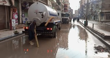 محافظ الدقهلية: رفع مياه الأمطار من الشوارع وتواصل مستمر لغرف العمليات