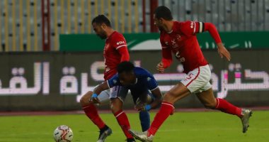 سموحة يكشف خطايا الأهلي الدفاعية.. الأحمر يسقط بثلاثية أمام الفريق السكندري ويودّع بطولة كاس الرابطة.. موسيماني أدار المباراة بشكل خاطئ ..ربيعة وياسر إبراهيم ثنائي كارثي في الدفاع .. والكبار فشلوا فى الاختبار