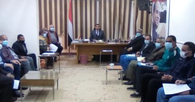 القوى العاملة: توعية المنشأة بسداد مستحقات صندوق الطوارئ للعمال فى موعدها بسوهاج