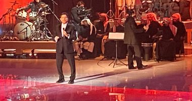 هانى شاكر يتألق فى حفل جوائز JOY AWARDS بأغنية "علي الضحكاية".. صور