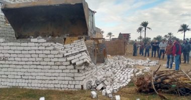 إزالة 7 حالات تعدى على أملاك الدولة بالتل الكبير فى الإسماعيلية