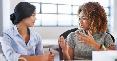 انتقد بأدب.. 5 نصائح تساعدك على إنك تقول رأيك بشياكة فى الأخرين