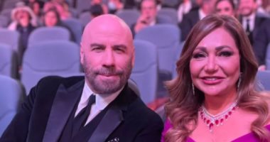 نجمات يحتفلن بصورهن مع جون ترافولتا فى JOY AWARDS.. ليلى علوى وهالة صدقى الأبرز