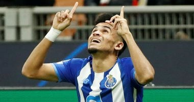 ليفربول الإنجليزي يعلن ضم الكولومبى لويس دياز 