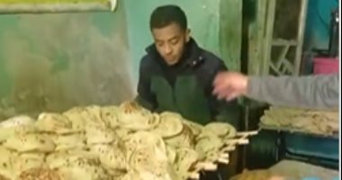 التجارة مع الله ربحانة.. عم خالد بقاله 50 سنة بيعمل سندوتشات طعمية ببلاش