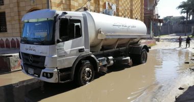 رفع مياه الأمطار بمدن وقرى كفر الشيخ وحملات للنظافة وإزالة الإشغالات.. صور