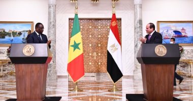 الرئيس السيسي بمؤتمر صحفى مع نظيره السنغالى: أكدنا على ضرورة تكثيف التعاون لنقل الخبرات المصرية وتوفير الدعم الفنى وبناء قدرات الكوادر بالسنغال.. ويجب التوصل لاتفاق قانونى عادل وملزم ينظم ملء وتشغيل سد النهضة