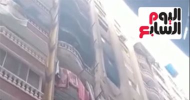 تفاصيل واقعة قفز مواطن وابنته من الطابق الخامس هربا من الحريق.. بث مباشر 