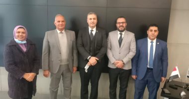 مركز خدمة المستثمرين بالإسماعيلية ينظم ندوة حول أهمية "الفاتورة الإليكترونية".. صور