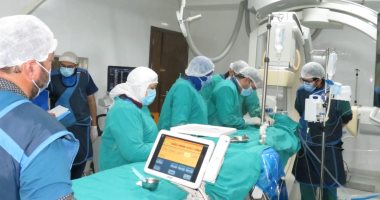 عمرها 20 ساعة.. إجراء جراحة نادرة لأصغر منتفعة بالتأمين الشامل ببورسعيد.. صور