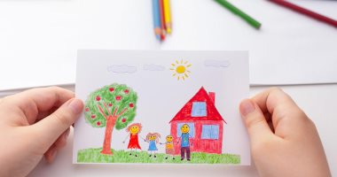 "أول رسمة لطفلك".. شاركونا بصور رسومات أطفالكم التلقائية