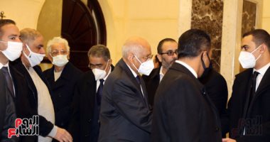 وفد من نواب تنسيقية شباب الأحزاب يشارك فى مراسم عزاء الراحل ياسر رزق   