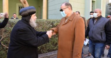 محافظ أسيوط يزور مطرانيات الأقباط الأرثوذكس والكاثوليك والإنجيلية الثانية بحى شرق