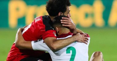 السفير الكندى يشيد بمواساة محمد صلاح لـ أشرف حكيمى: نموذج لنا جميعا