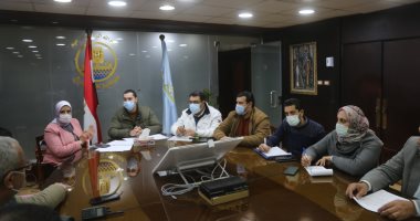 نائب محافظ كفر الشيخ يناقش أعمال تطوير شبكة الطرق والشوارع وإنشاء جسرين