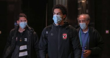 شوبير ومغربي ينضمان لمعسكر الأهلي بالإمارات.. فيديو وصور