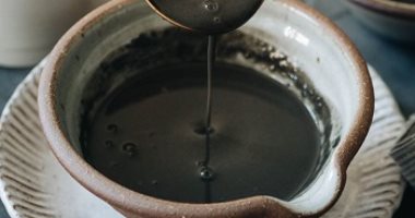 من الشوربة السوداء للندوليه.. "منيو" أشهر الأكلات الشعبية فى الكاميرون