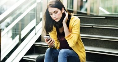 كيف تتسبب الرسائل النصية فى فشل العلاقات العاطفية؟..4 أسباب خد بالك منهم