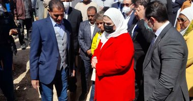 وزيرة التضامن تشهد حفل افتتاح المنصورية بأسوان بعد إعادة إعمار المنازل.. لايف