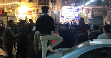 شاهد احتفالات أهالي المنصورة بفوز المنتخب الوطنى.. فيديو
