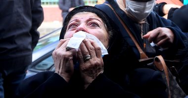 نجوم الفن يشيعون جثمان المخرج الكبير جلال الشرقاوى إلى مثواه الأخير