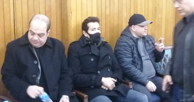 هانى رمزى وأحمد زاهر ومصطفى خاطر فى عزاء والدة محمد جمعة