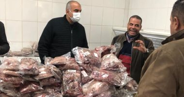 حى الدقى يضبط نصف طن لحوم فاسدة خلال حملة على المطاعم