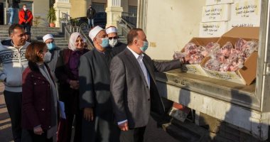 محافظ الإسكندرية: توزيع 3 أطنان لحوم لـ 3 آلاف أسرة من الأولى بالرعاية
