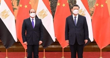الصين تعول على دور مصر فى ترسيخ الشراكة الصينية العربية.. الرئيس السيسى يلتقى نظيره الصينى بالرياض.. ويؤكد تكامل المبادرة الصينية "الحزام والطريق" مع جهود مصر التنموية.. شى جين بينج يشيد بتنظيم مصر لقمة المناخ