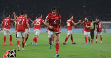 فيفا يسمح بسعة الاستاد كاملة فى مباراة الأهلي والهلال ويعيد فتح باب حجز التذاكر