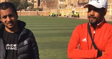 أقرب ناس من أبو جبل يحكون قصة الحارس الأسطورى قبل مواجهة السنغال.. لايف