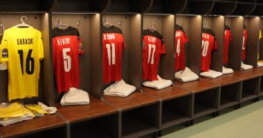 غرفة ملابس منتخب مصر قبل مواجهة السنغال فى نهائى أمم أفريقيا.. صور