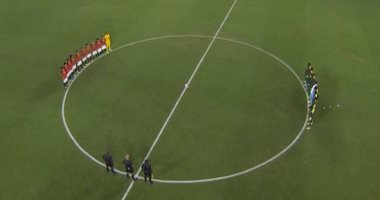دقيقة حداد على وفاة الطفل ريان قبل انطلاق مباراة مصر والسنغال.. فيديو