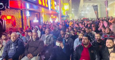 حزن على وجوه الجماهير بالقليوبية بعد خسارة المنتخب وإشادة بأداء اللاعبين.. فيديو