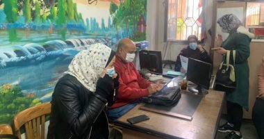 مديرية التربية والتعليم بالجيزة تستقبل طلبات الراغبين فى العمل بالحصة.. صور