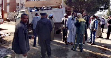 مدينة الأقصر تحرر 92 محضر مخالفات وإزالات إدارية فى حملة إشغالات بالشوارع.. صور