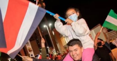 كوستاريكا تختار رئيسا.. الرئيس السابق فيجيريس يواجه الاقتصادى تشافيز فى الجولة الثانية.. صحيفة: الأول متهم بالفساد والآخر يواجه تهما بالتحرش.. وتقرير: انكماش الاقتصاد والبطالة أبرز التحديات