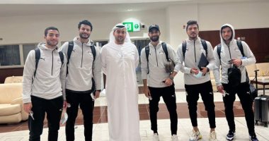 وصول لاعبى الأهلي الدوليين معسكر الفريق بالإمارات استعدادا لمواجهة بالميراس