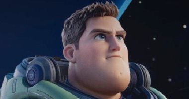 هل يمنع فيلم الأنيمشن Lightyear من العرض فى مصر بسبب قبلة؟