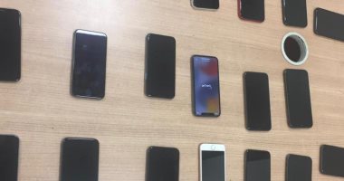 القبض على راكب بمطار القاهرة حاول تهريب هواتف آيفون من لندن  
