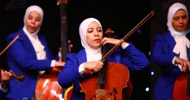 الشركة المتحدة تنظم العرض الخاص لمسرحية كنز الدنيا بحضور وزراء وإعلاميين وأسر ذوى الهمم.. وفرقة النور والأمل تتألق فى عزف عدة مقطوعات موسيقية.. وأشرف عبد الباقى للمشاركين فى العرض: "سعيد إنى اشتغلت معاكم".. صور