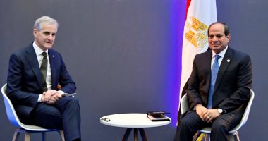 الرئيس السيسى يبحث مع رئيس وزراء النرويج الاستفادة من الخبرات النرويجية فى المشروعات المرتبطة بمجالات الطاقة النظيفة والنقل ويؤكد التطلع لتعزيز التعاون الثنائى.. "ستوره" يشدد على محورية الدور المصرى