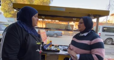 بنات شبرا الجدعان.. فاطمة ودنيا بائعتان على عربة كبدة للإنفاق على أسرتهما