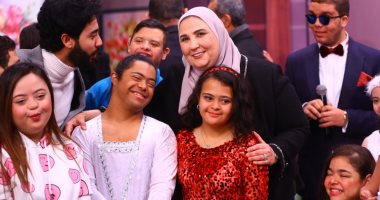 ذوو الهمم فى عيون الدولة.. المتحدة للخدمات الإعلامية ووزارة التضامن تنظمان "كنز الدنيا" أول عمل مسرحى للمواهب الشابة من ذوى الهمم.. نيفين القباج: القيادة السياسية حريصة على حصول ذوى القدرات الخاصة على حقوقهم