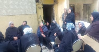 تفاصيل غرق مركب صيد بأبو قير فى الإسكندرية.. 4 صيادين خرجوا لكسب الرزق فغرقوا بسبب سوء الطقس.. شقيقة الضحايا: ذهبوا للصيد 2 ظهرا ووصلنا نبأ الغرق بعد المغرب.. استخراج جثتين وجار البحث عن الآخرين.. فيديو وصور