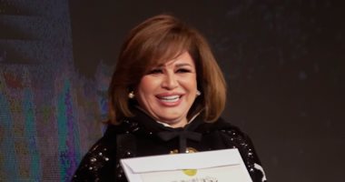 إلهام شاهين: سمير صبرى عنده مشكلة فى الصمام الميترالى ويجرى قسطرة الخميس  