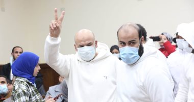 فى قضية الآثار الكبرى.. علاء حسانين للقاضى: أتكلم 5 دقائق واتحبس 100 سنة