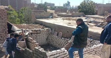 إيقاف أعمال بناء وإزالة فورية لحالة بناء عشوائى فى قنا