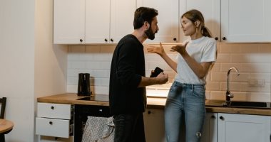 أسوأ ثنائيات الأبراج فى الحب والزواج.. "بيطلعوا أسوأ ما فى بعض" 